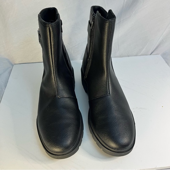 Women’s Clark’s “ Calla “ mid leather boot size 11 - Picture 2 of 6